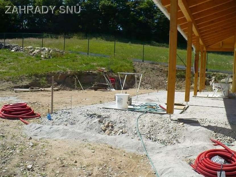 Zahrada v prudkém svahu