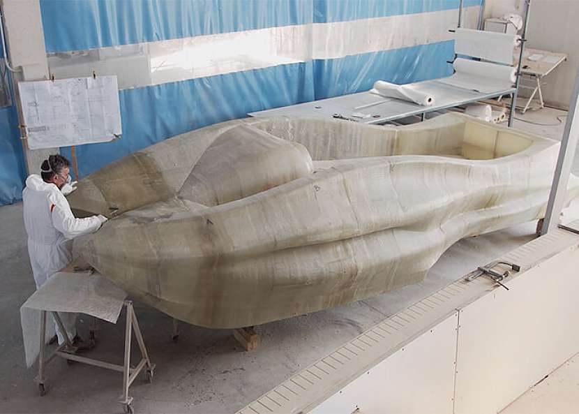 Wide-Boat-Image_column-700x550-copy
