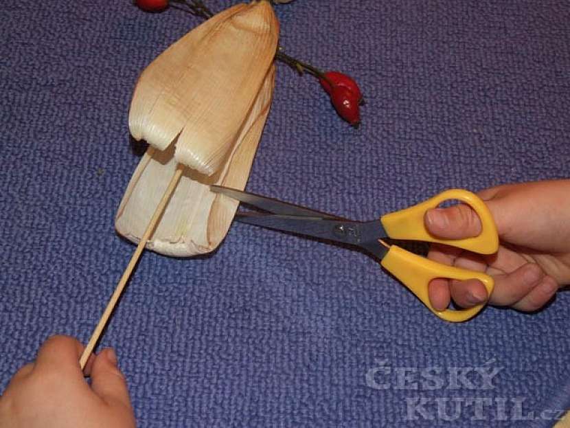 Podzimní strašidlo - výroba postavičky z přírodnin