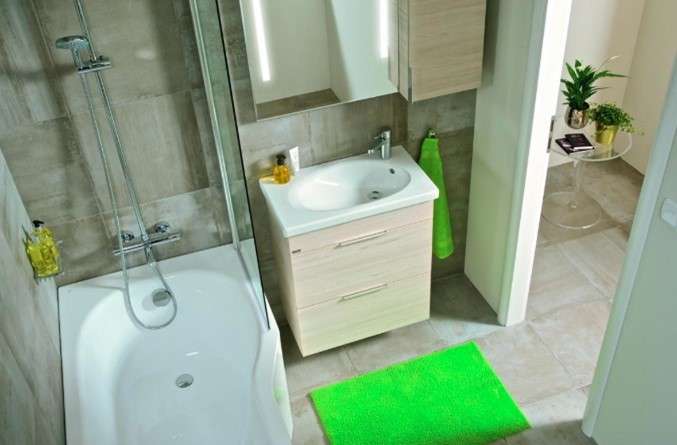 Koupelnový nábytek Tigo vyniká jednoduchým harmonickým designem a je efektivním řešením do malých a úzkých koupelen