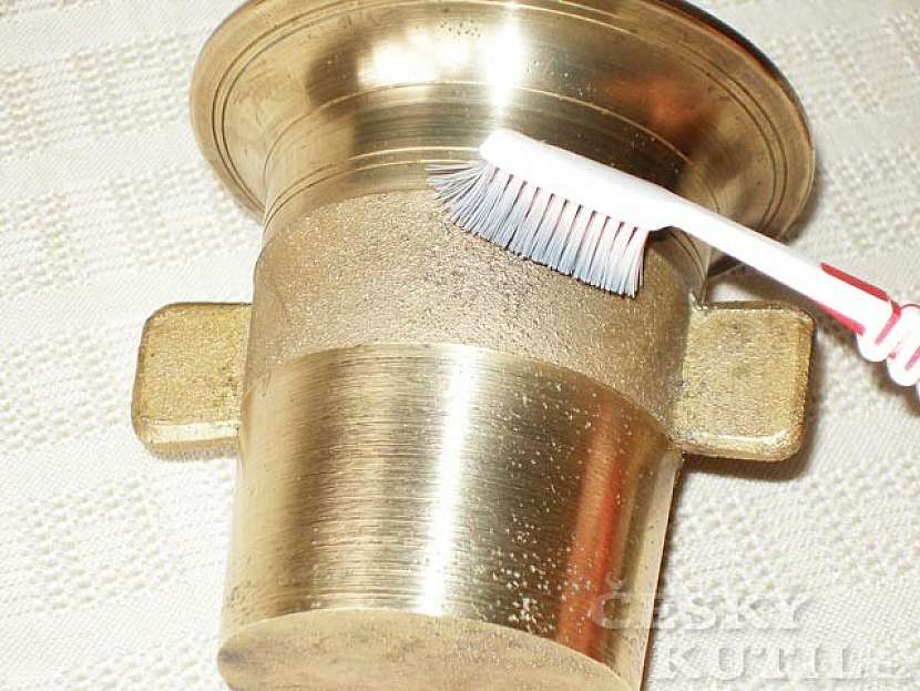 Renovace mlýnku, hmoždíře a závažíček
