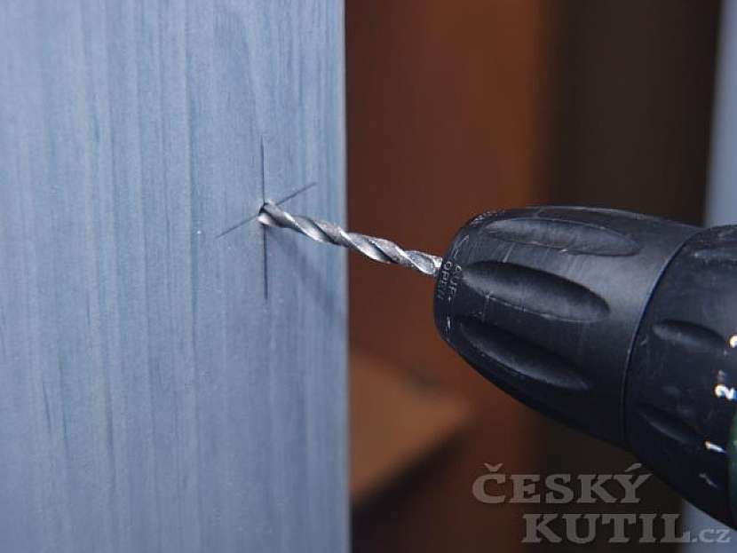 Renovace skříně