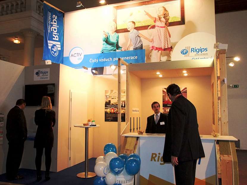 Přijďte zdarma ke stánku společnosti Rigips na veletrhu For Habitat 2015 a získejte slevu 25% na desku Activ´Air