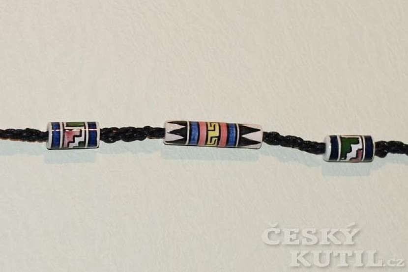Pletení kumihimo a peruánské korálky