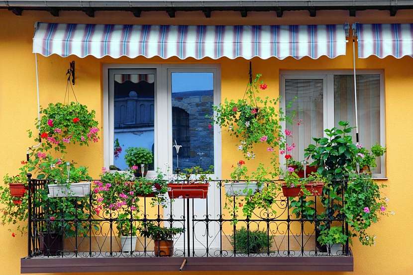 Balkon můžete pomocí bezpečnostního skla ochránit