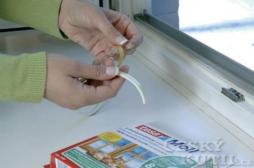Dodatečné utěsnění dveří či oken – postup