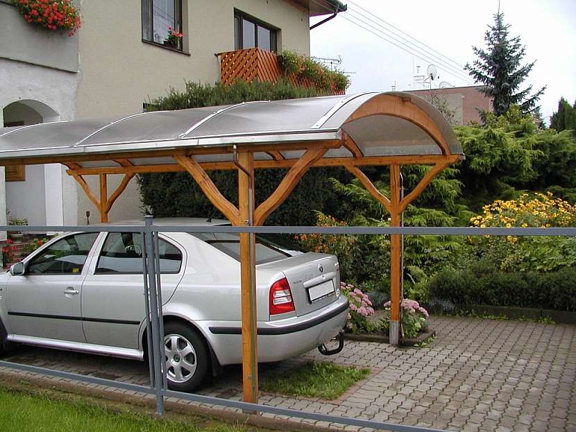 Polykarbonátové desky Lanit vede na celé čáře