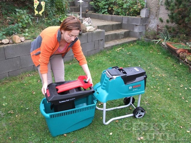 S úklidem zahrady pomůže drtič zahradního odpadu