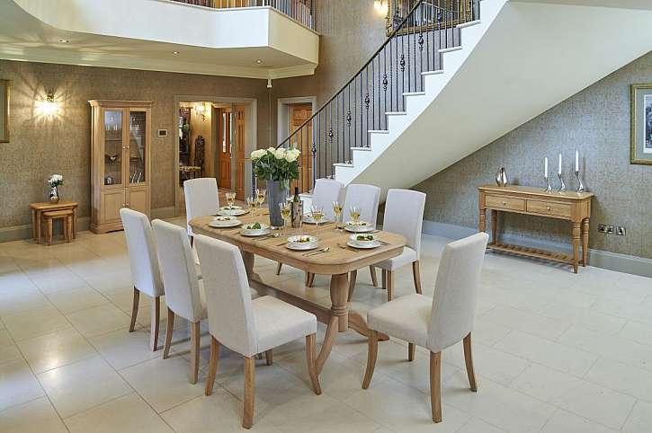 2BRIDGMAN_180cm Lambourne Double Pedestal Extending Dining Table with 8 Buckingham Dining Chairs.