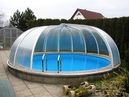 Bazény na zahradě – zapuštěné
