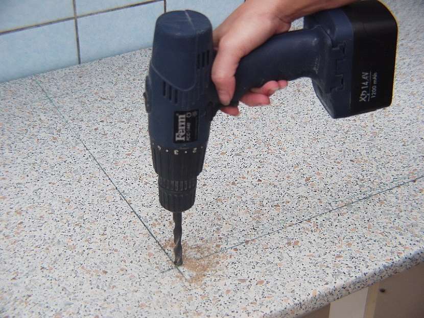 Renovace kuchyně za víkend a za babku - 1.díl