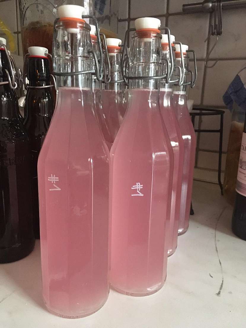 Levandulový sekt