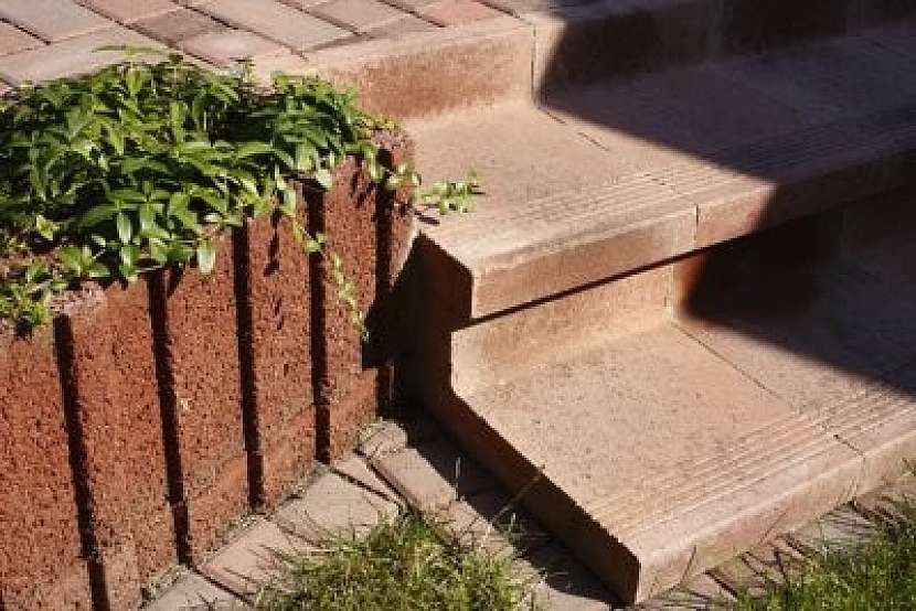 Vybrané palisády a schodiště