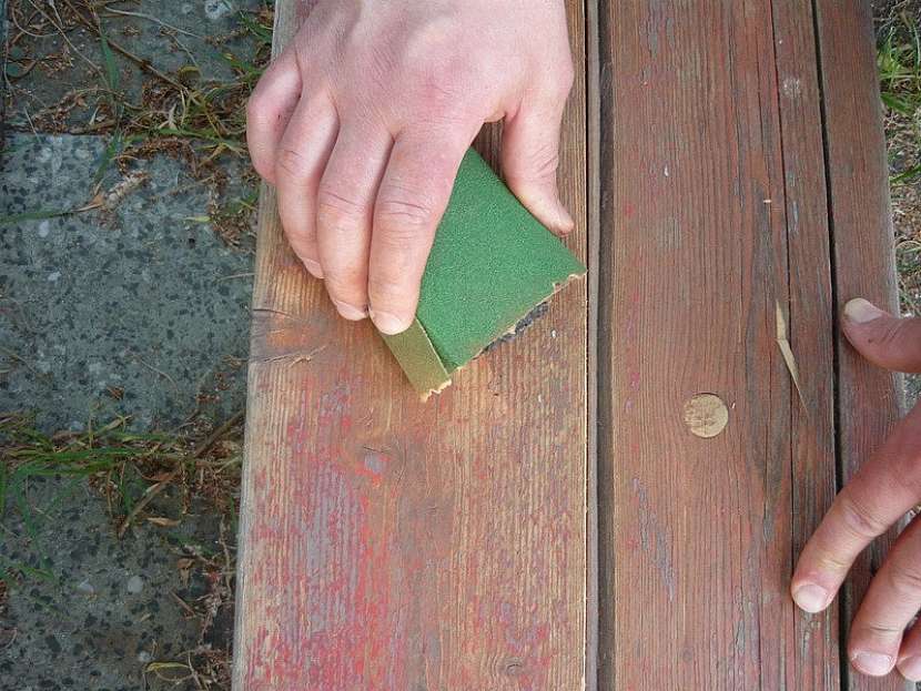 Renovace dřevěné lavičky