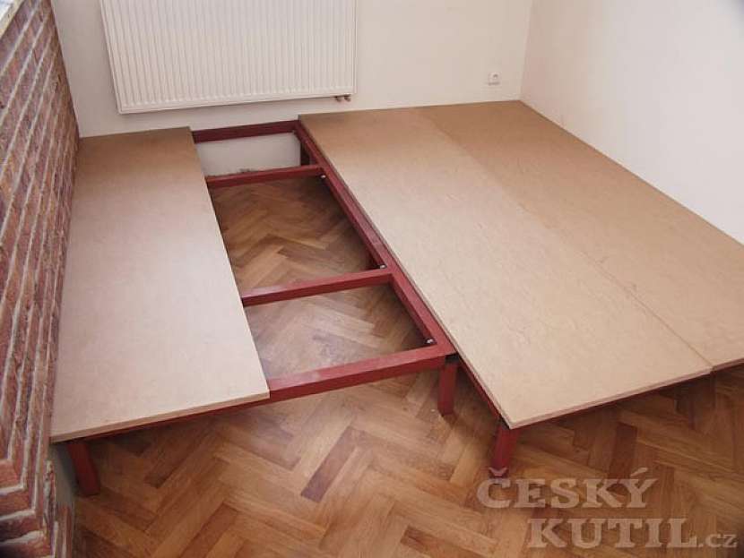 Zvýšené úložné pódium