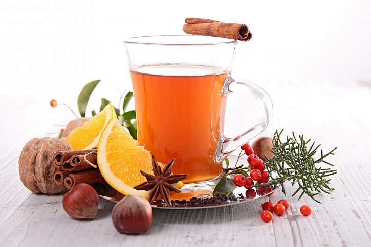Pečený čaj zpříjemní vám i vašim blízkým chladné zimní večery (Zdroj: Depositphotos (https://cz.depositphotos.com))