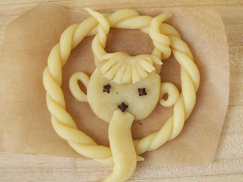 Návod a recept na mikulášské figurky z těsta