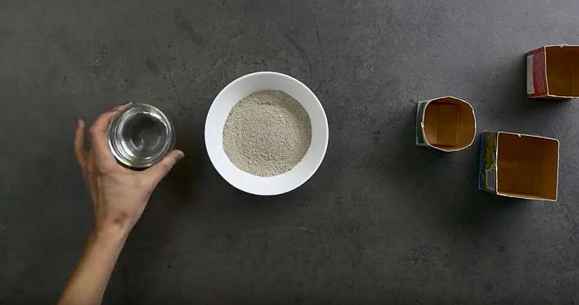 Designové květináčky z cementu: připravte si cement