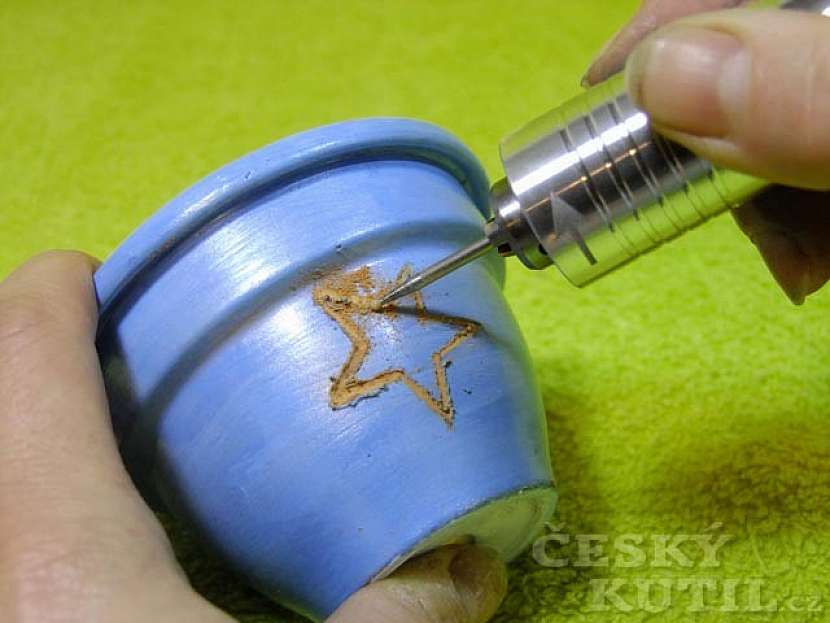 Dárek pomocí nářadí Dremel aneb vyzkoušeli jsme za vás