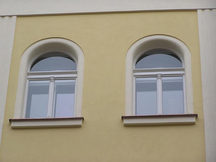 Repliky oken se musí umět