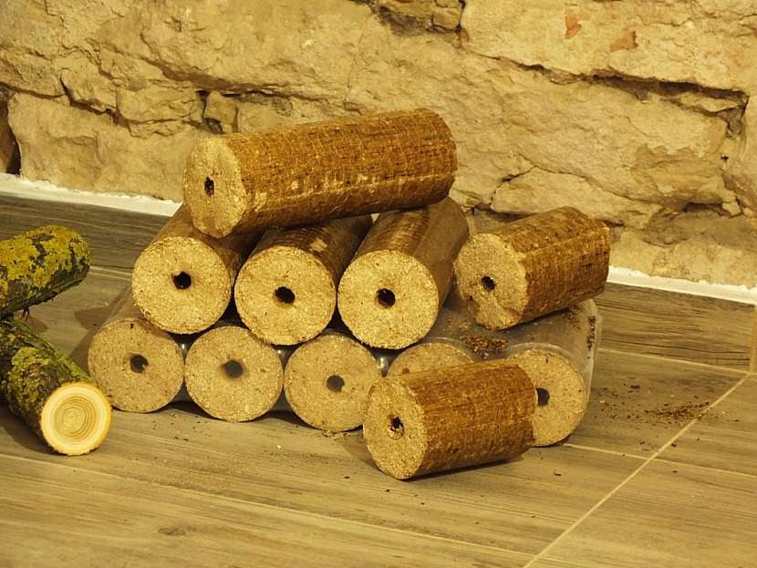 Krbová kamna Lascar vyhřejí a ozdobí chalupu i dům