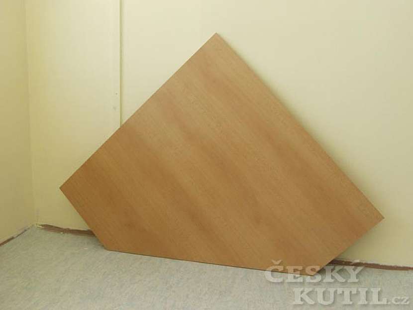 Počítačový stůl