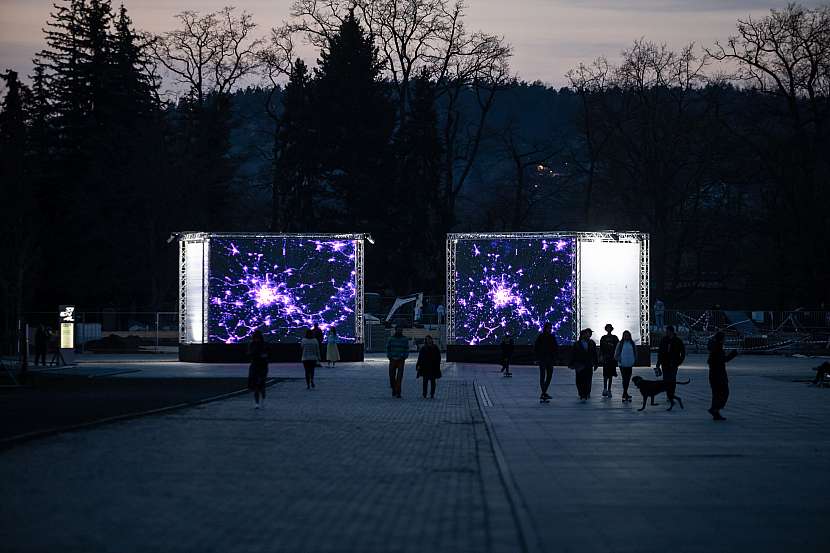 Den Zeme_signal_slavik_websize-1
