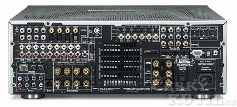 AV receiver/zesilovač