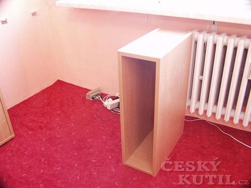 Pracovní stůl pro dva školáky