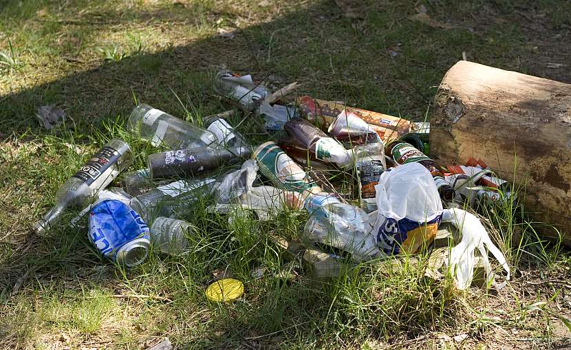 Naším cílem však není donekonečna uklízet nepořádek po jiných
