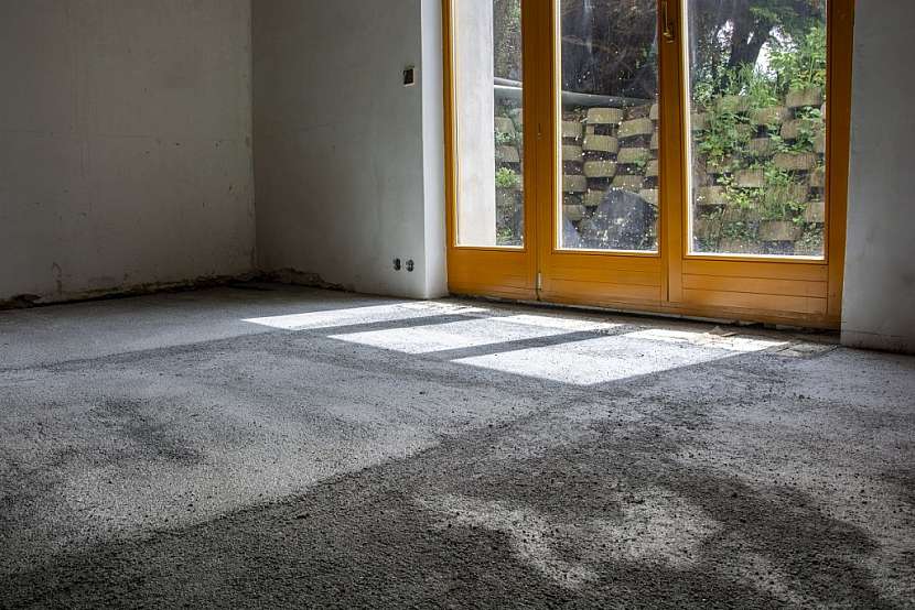 Hotový beton - podklad - pro finální nášlapnou vrstvu