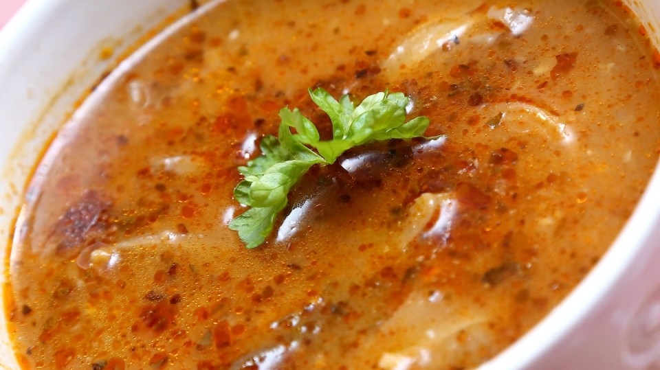 Houba věčného mládí hlíva ústřičná: Recept na dršťkovou polévku