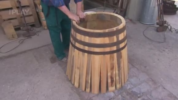 Výroba dřevěných sudů