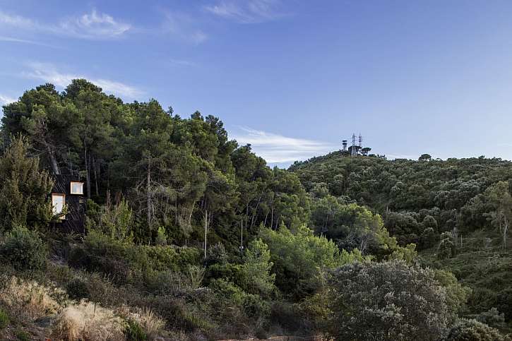 Přírodní park Collserola nedaleko Barcelony se stal domovem experimentálního domku.