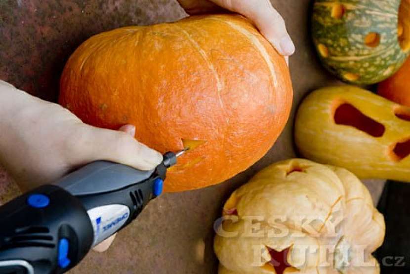 Vysokorychlostní frézou se můžete pustit i do výroby halloweenské dýně
