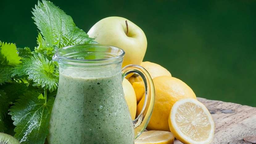 Kopřivové detoxikační smoothie