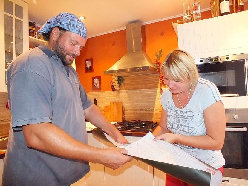 Zbytek tabulové fólie využijeme na vzkazovník