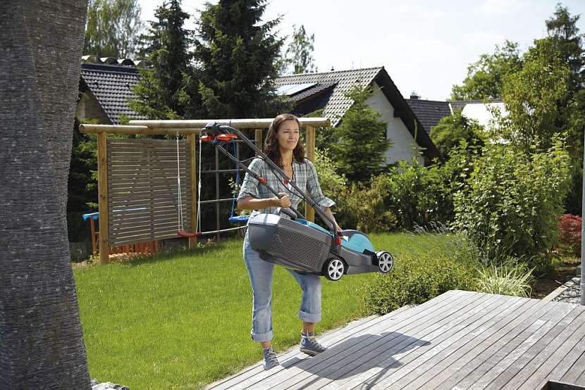 Elektrická sekačka na trávu PowerMax™ 32 E