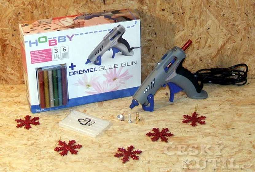 Tip na dárek na poslední chvíli - tavná pistole Dremel s barevnými lepidly