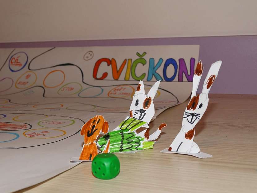 papírové hrací figurky