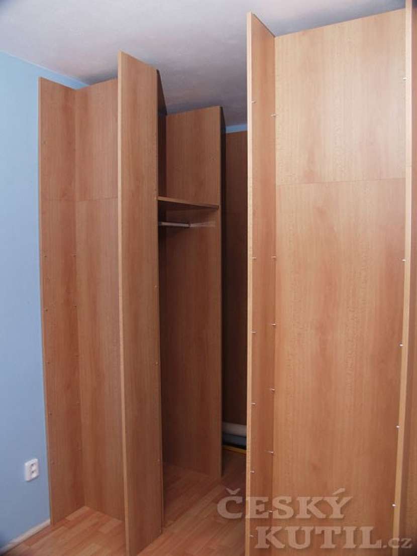Výroba šatny - 1. díl