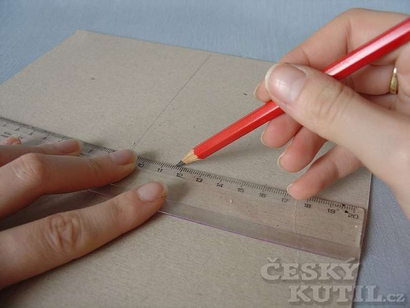 Výroba originálního obrázku ze spirálek papíru