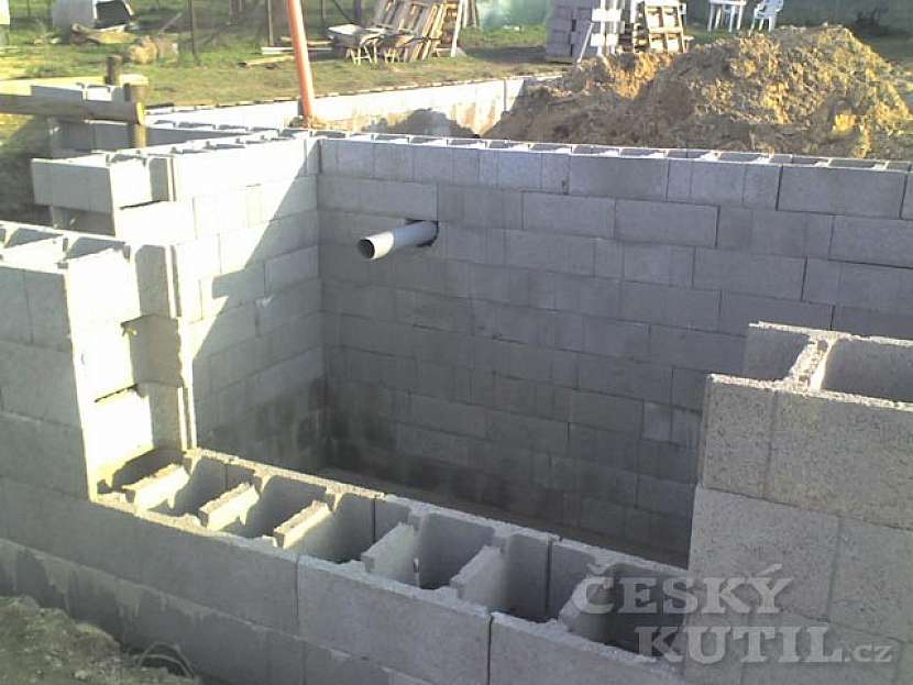 Dřevostavba na vlastní kůži 10. díl - ztracené bednění