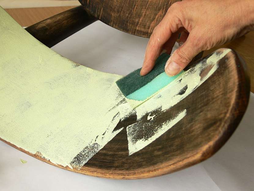 Renovace staré židle
