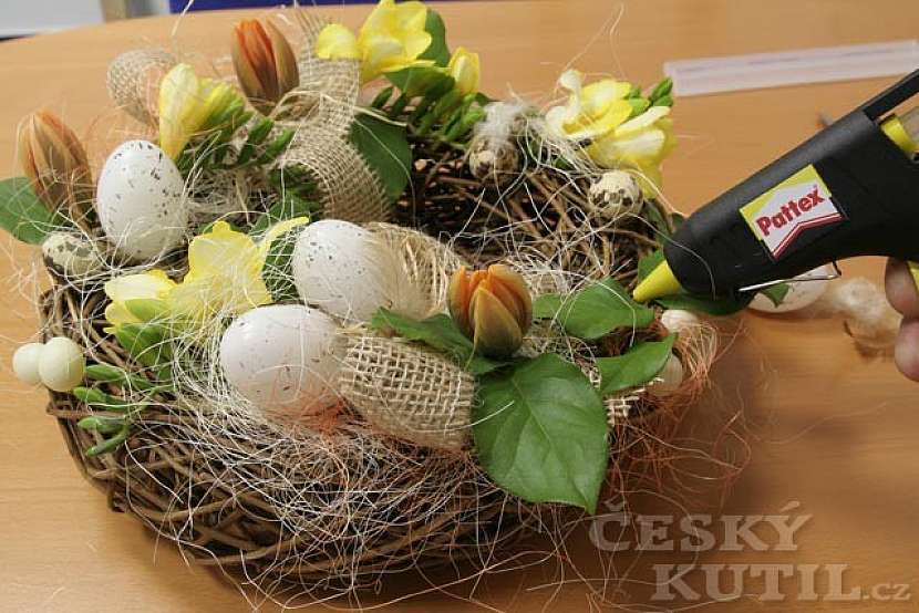 Jaro u vás doma – dekorativní věnec