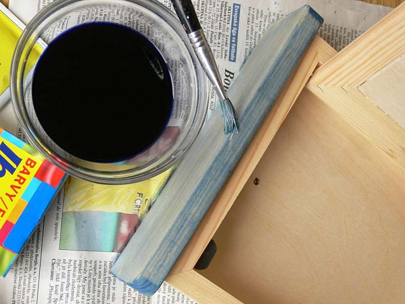 Zdobení skříňky – přímořský motiv