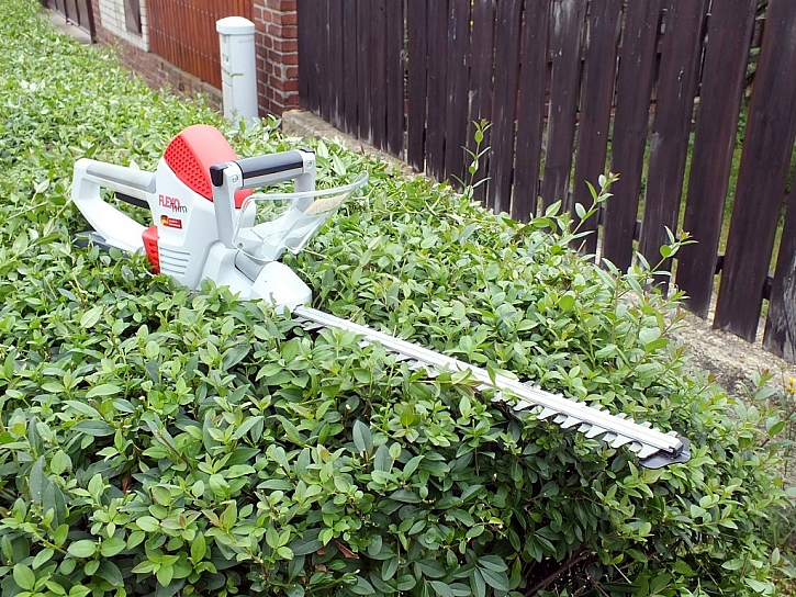 Lehké plotové nůžky pro každou zahradu