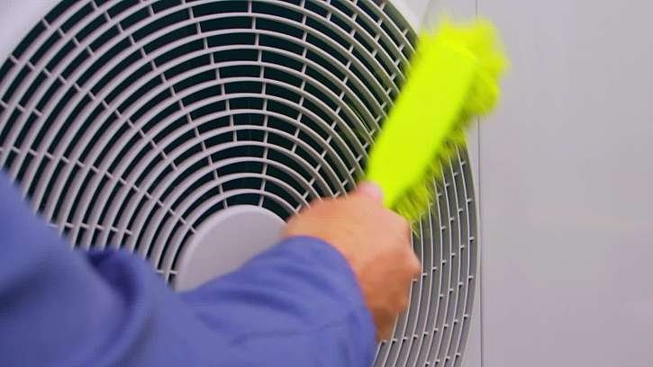 Ventilátor tepelného čerpadla udržujte v čistotě
