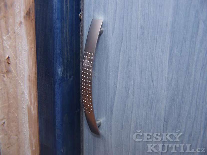 Renovace skříně