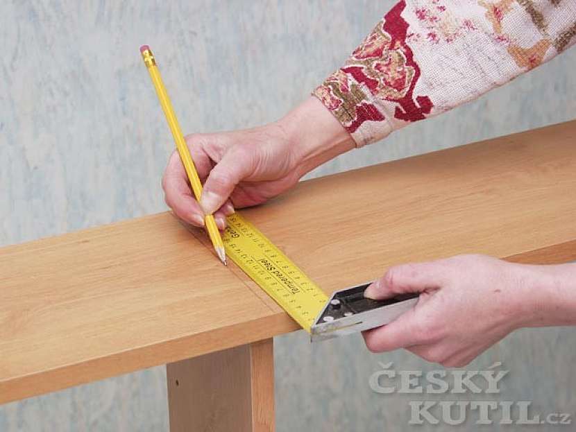 Skříňka na domácí chemii
